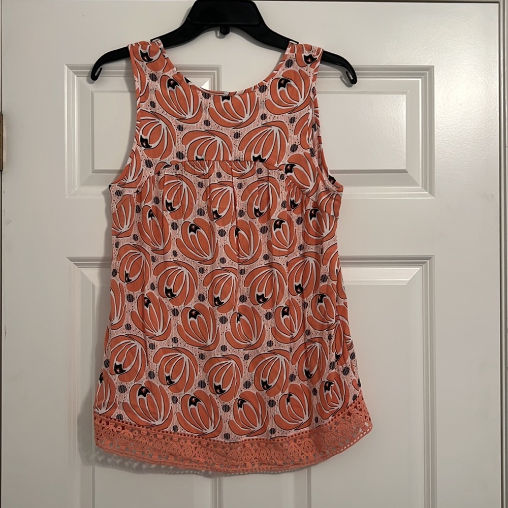 Market and Spruce NWOT Sleeveless top with crotchet detail. Sz S - Picture 2 of 5